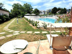 Studio 3 - LES SUITES DE ROBINSON - Résidence avec piscine en bord de Siagne, à Mandelieu-La-Napoule